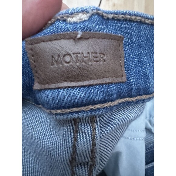 MOTHER Denim The Weekender Fray Flare Jeans in Meet Cute Size 26 - Picture 7 of 13